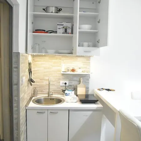 Dekart 2 Apartment *