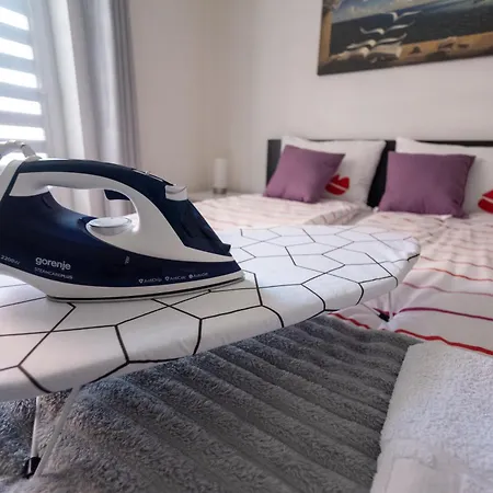 Apartment Dekart 2 *