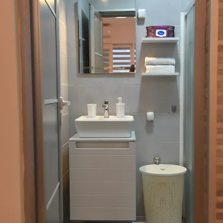 Dekart 2 Apartment Nis