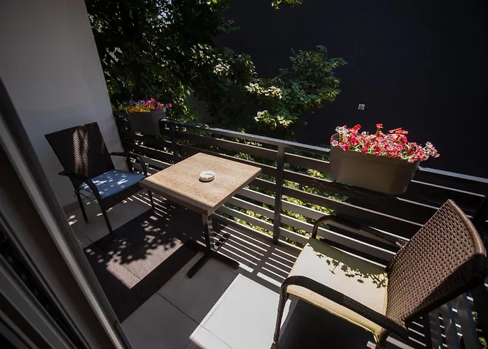 Dekart 2 Апартаменты *