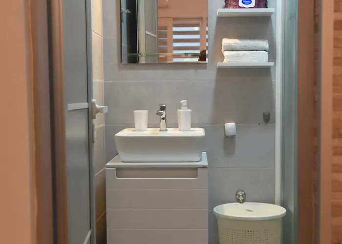 Dekart 2 아파트 Ni