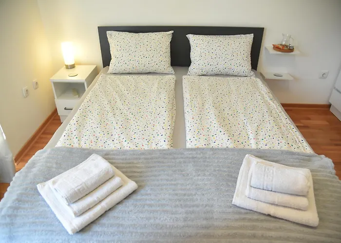 Dekart 2 아파트 Ni